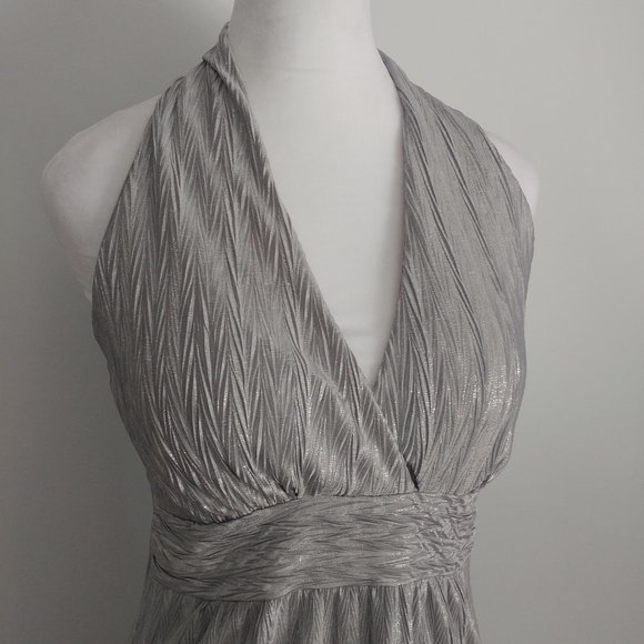 MARILYN MONROE Style Silver Halter Top Blouse Crushed Pleats Dressy Casual MED - Picture 3 of 7